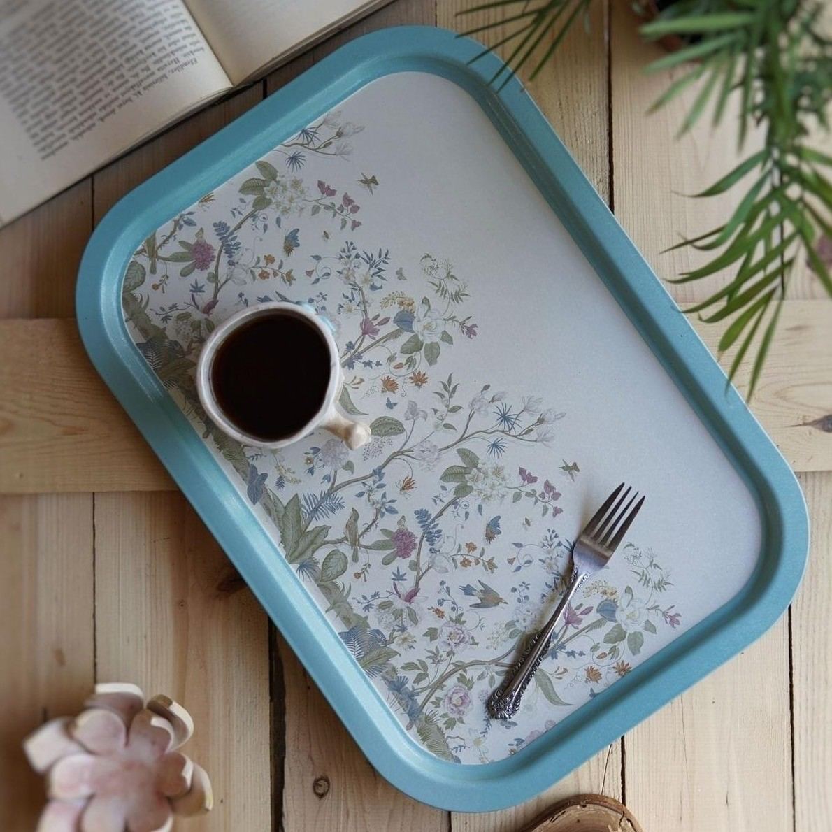 285x400 mm Rectangular Metal Tray Floral Design Pastel Blue