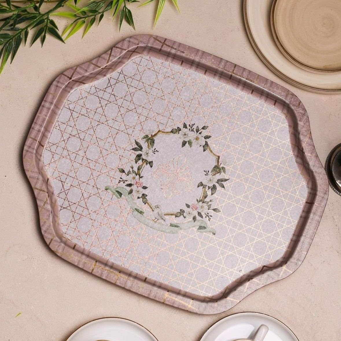 Curved wavy edge Tray  278x332 mm Rosy