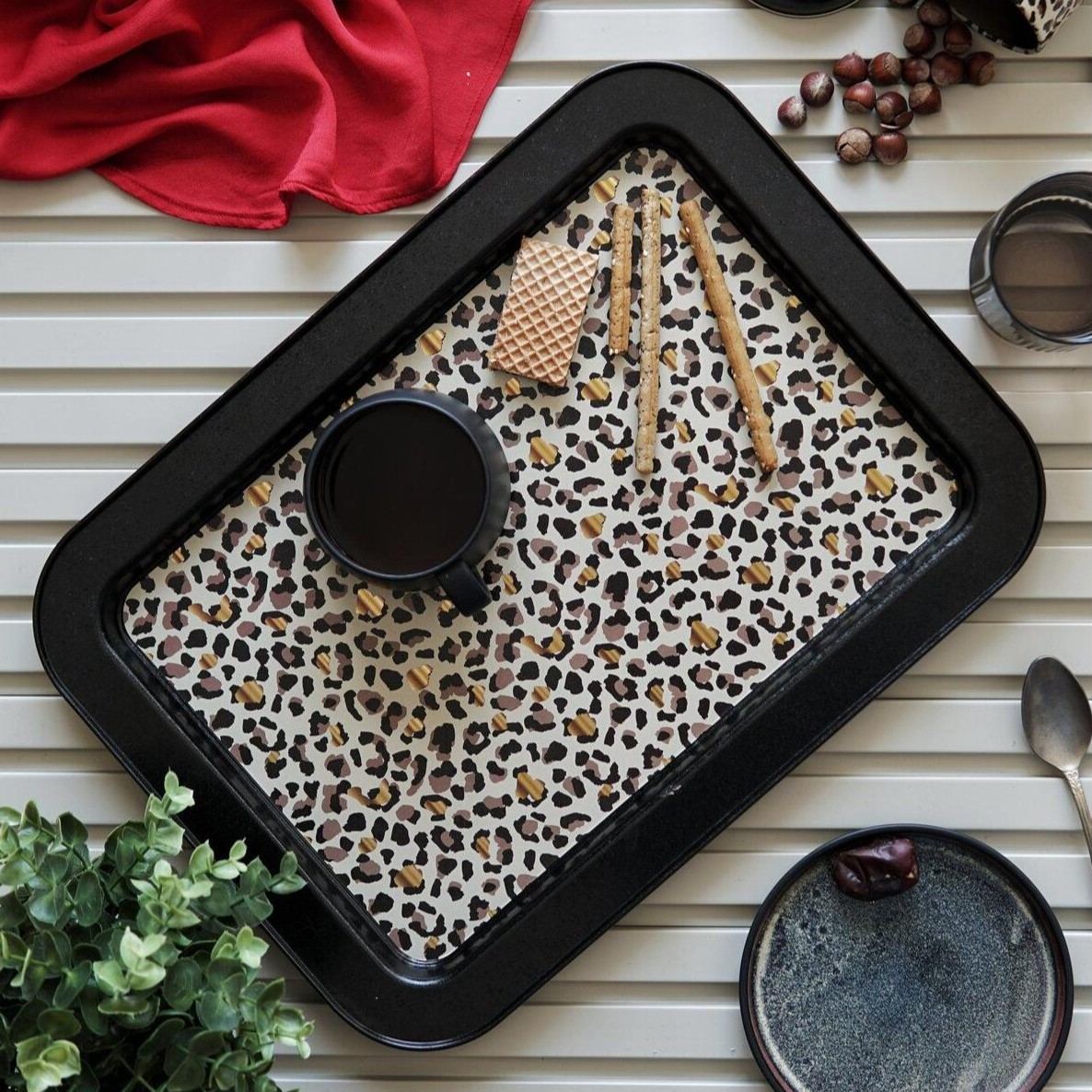 310x430 mm Metal Rectangular Tray Gold Leopard Print Pattern