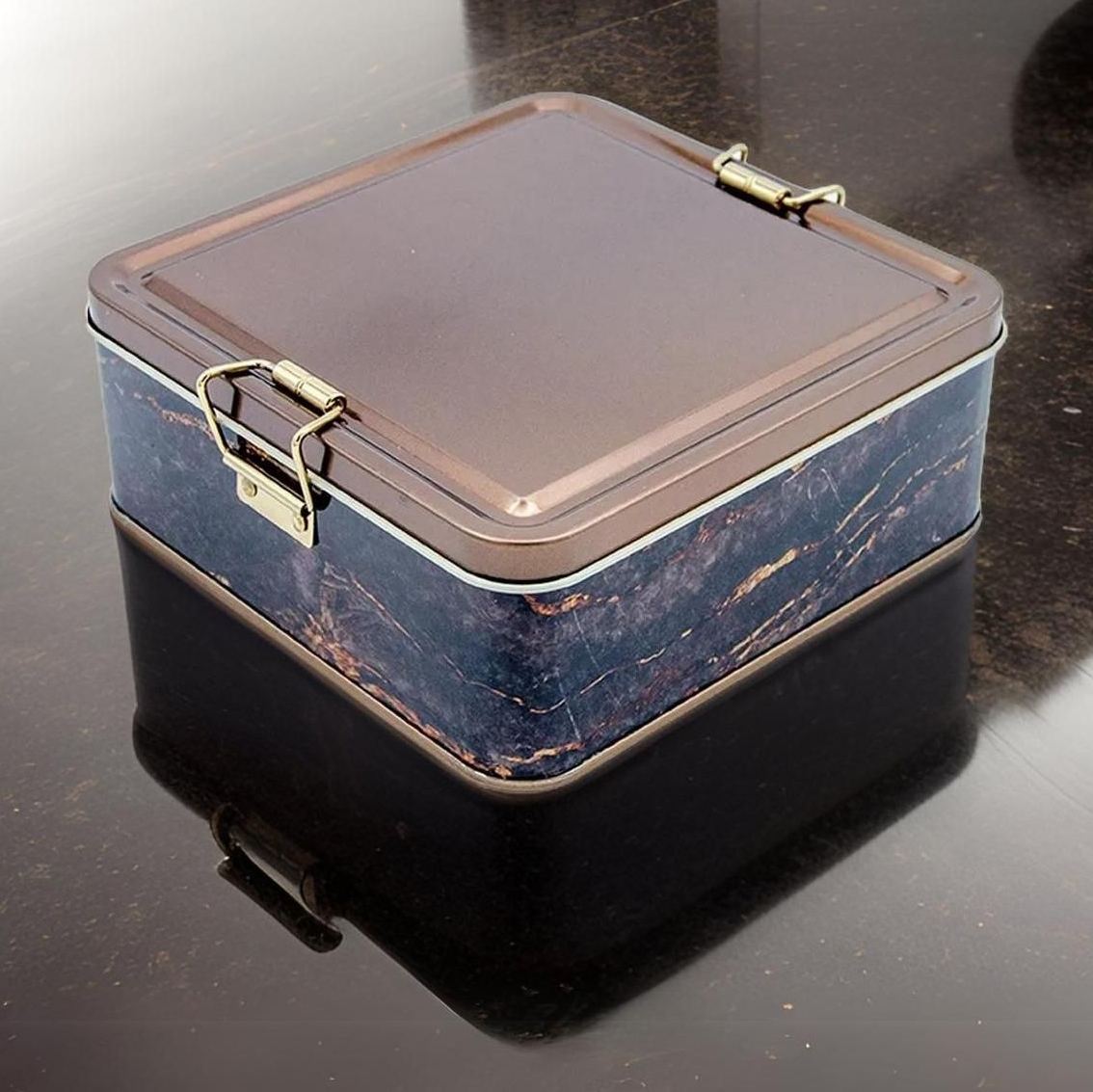 158x158x87 mm Square Metal Storage box 1.9L Wire Clasp and Transparent Lid Rock and Gold