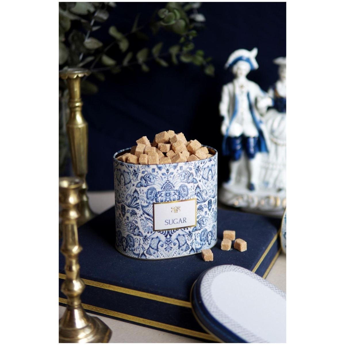Oval Metal Tin – 140 x 120 x 130 mm (1.4L) Azulejo-Inspired Blue & White Decorative Pattern