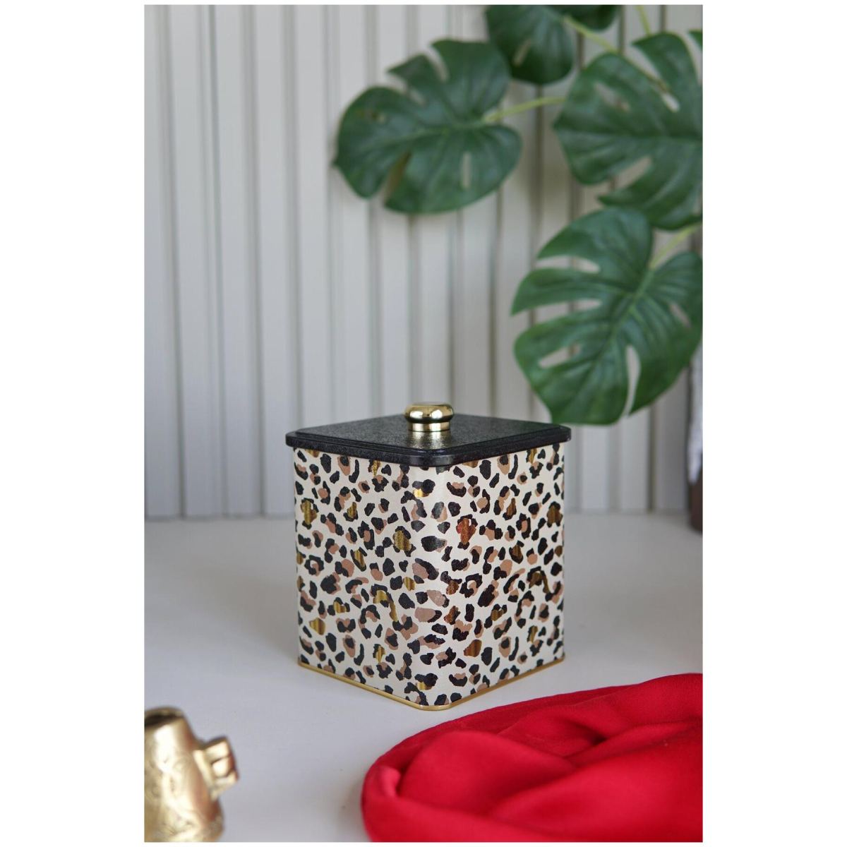 120x120x137 mm Metal Square Box with Knob Handle 1.8L Gold Leopard Print Pattern