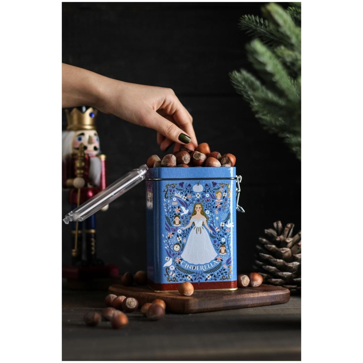 75 x 100 x 150 mm Metal Storage Tin with Wire Clasp and Transparent Lid Cinderella Themed
